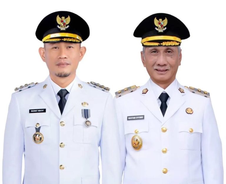 Pasangan Walikota dan Wakil Walikota Lubuklinggau Resmi Dilantik